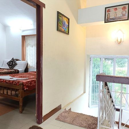 Queens Cottage - Individual Cottage 乌提 外观 照片