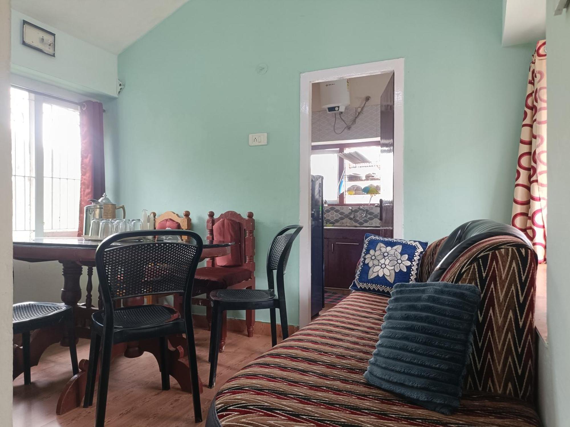 Queens Cottage - Individual Cottage 乌提 外观 照片