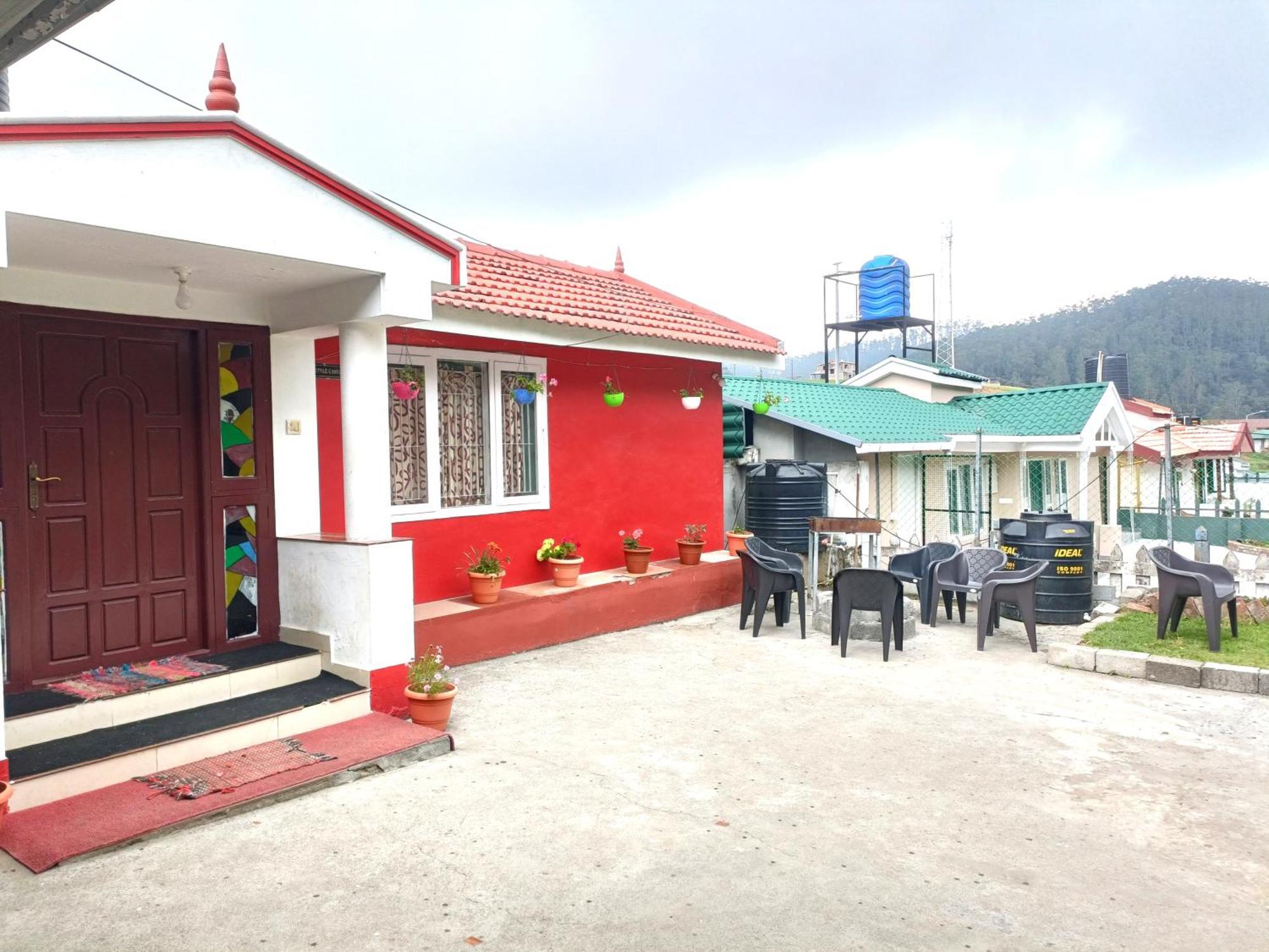 Queens Cottage - Individual Cottage 乌提 外观 照片